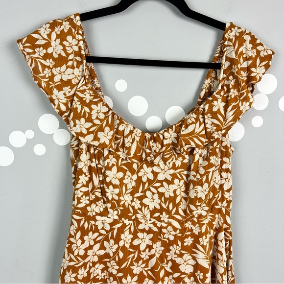 Old Navy Fit & Flare Ruffle-Trim Cami Dress Size Medium - Picture 3 of 7